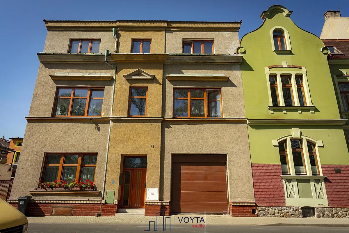 Prodej vícegeneračního domu 320 m², pozemek 329 m²