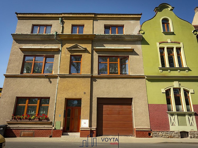 Будинок на продаж, 320 м² (1 з 28)