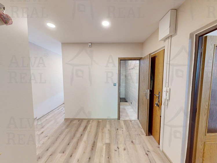 Квартира 2+1 на продаж, 54 м² (14 з 25)
