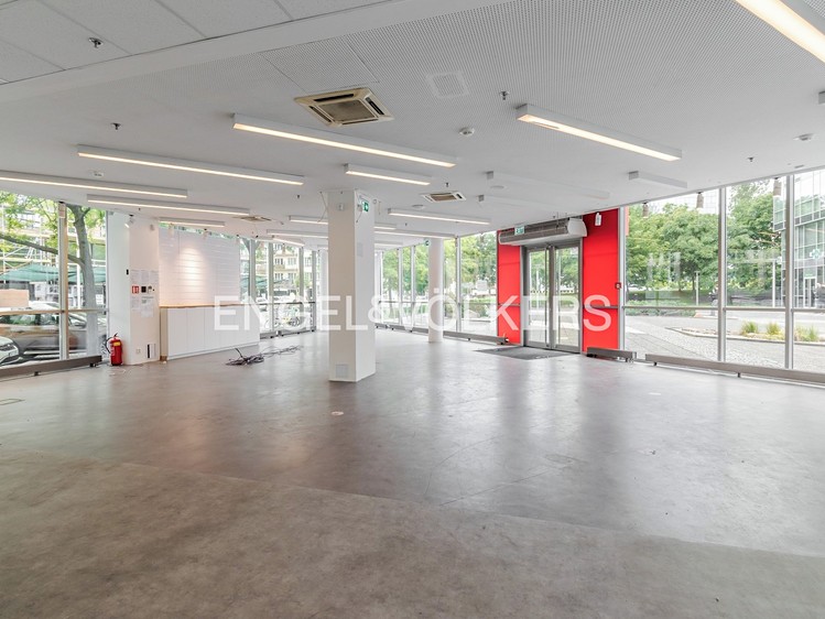 Комерційне приміщення в оренду, 291 м² (2 з 11)
