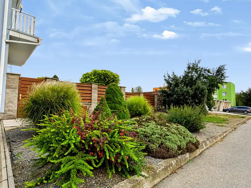 Prodej rodinného domu 153 m², pozemek 403 m², Pohořelice – náhled fotky 2
