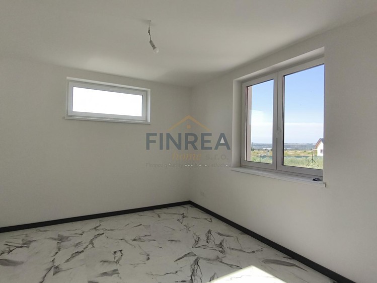 Prodej domu, 120 m² (10 z 29)