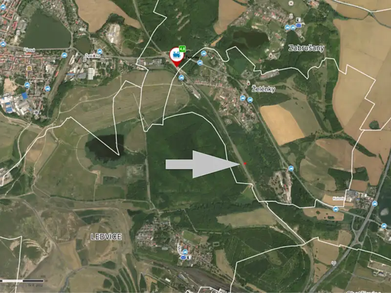 Pronájem pozemku 77 m², Zabrušany – náhled fotky 2