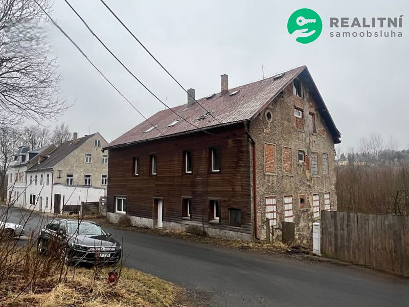 Prodej rodinného domu 700 m², pozemek 1262 m² – fotografie 4