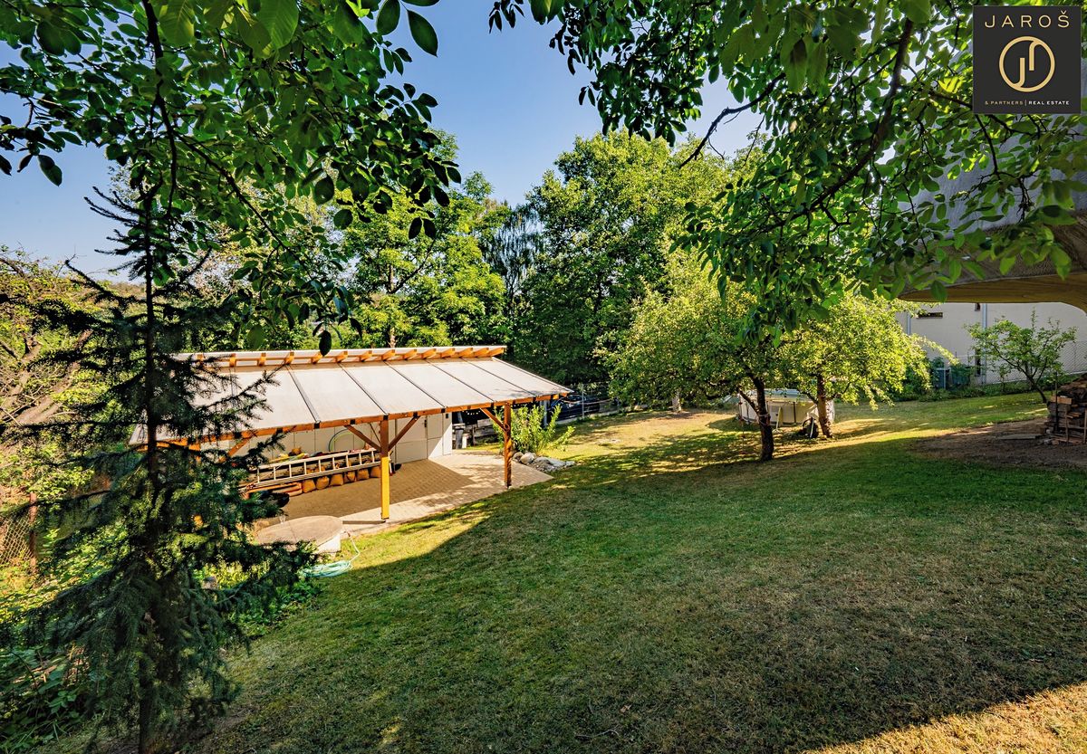 Prodej stavebního pozemku 721 m² – fotografie 4