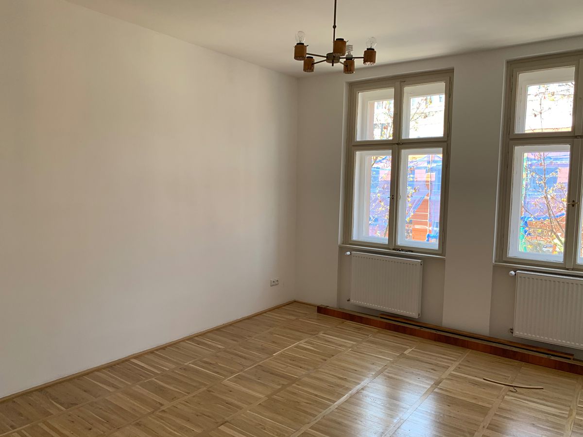 Pronájem bytu 3+1 87 m² – fotografie 3