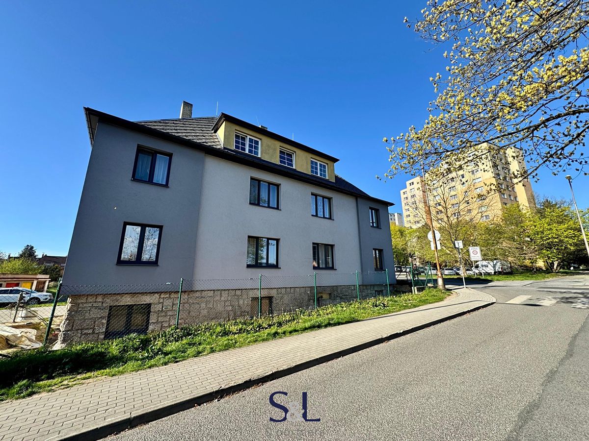 Pronájem bytu 2+kk 37 m²