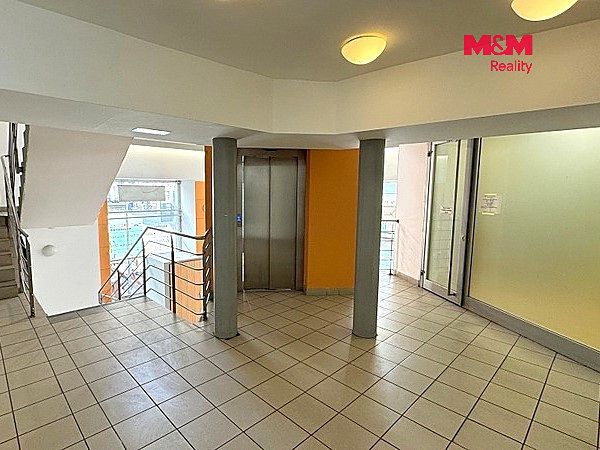 Pronájem obchodního prostoru 30 m² – fotografie 3