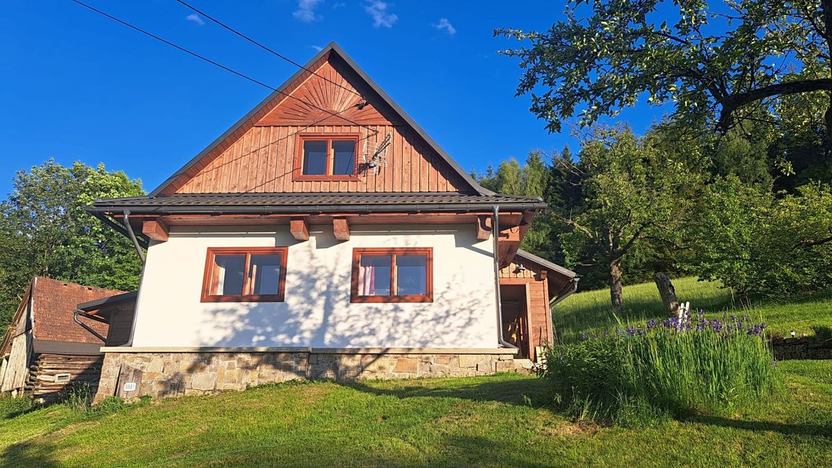 Prodej rodinného domu 150 m², pozemek 45000 m² – fotografie 2