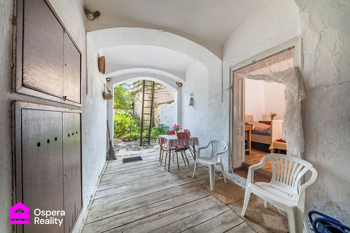Prodej rodinného domu 125 m², pozemek 272 m² – fotografie 2