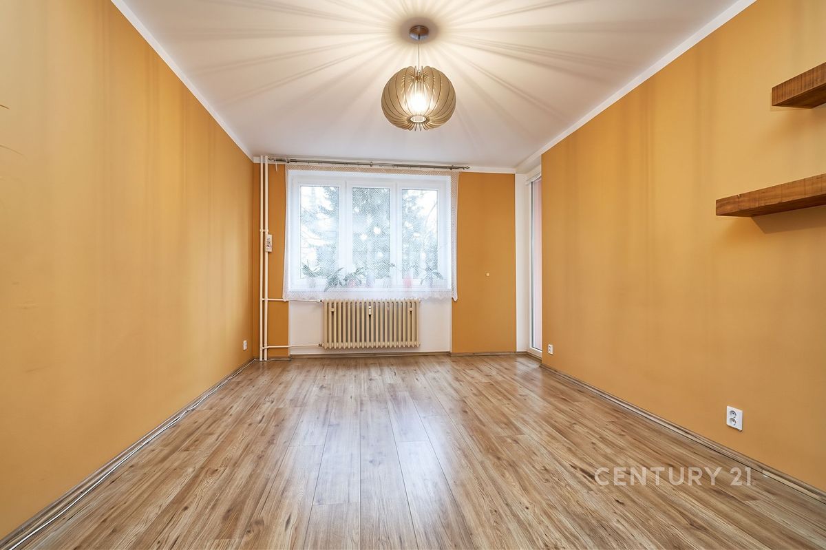 Pronájem bytu 2+1 62 m² – fotografie 2