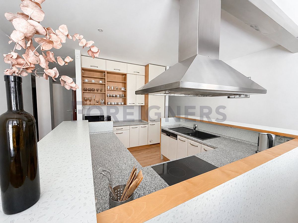 Pronájem bytu 2+kk 98 m²