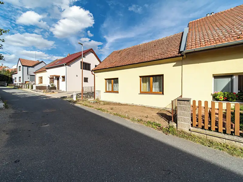 Prodej rodinného domu 221 m², pozemek 278 m², Babice nad Svitavou – náhled fotky 3