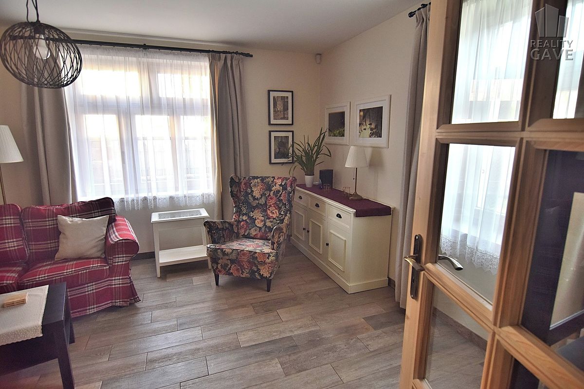 Prodej rodinného domu 124 m², pozemek 725 m² – fotografie 5