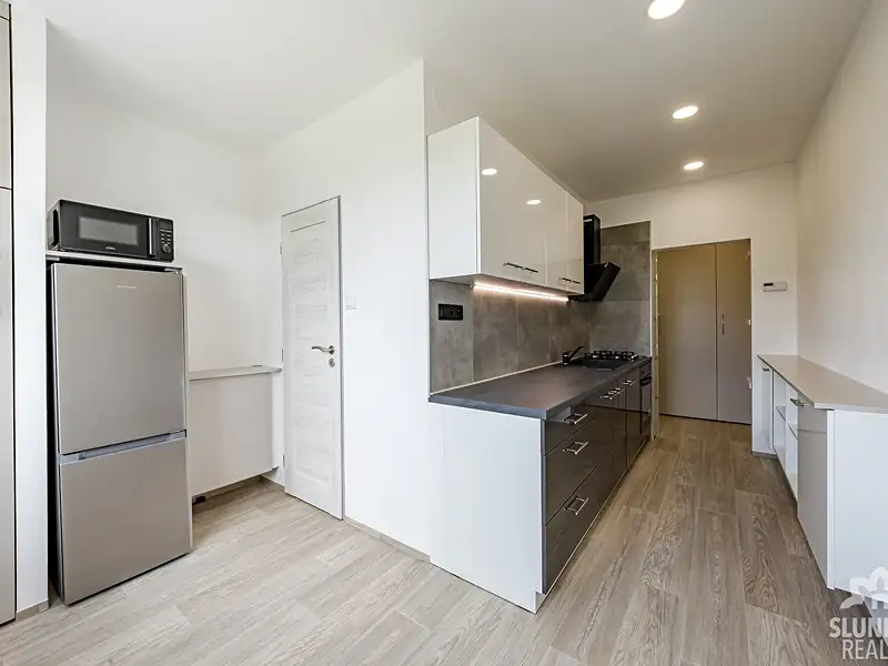 Pronájem bytu 2+1 50 m², Uherské Hradiště – náhled fotky 2