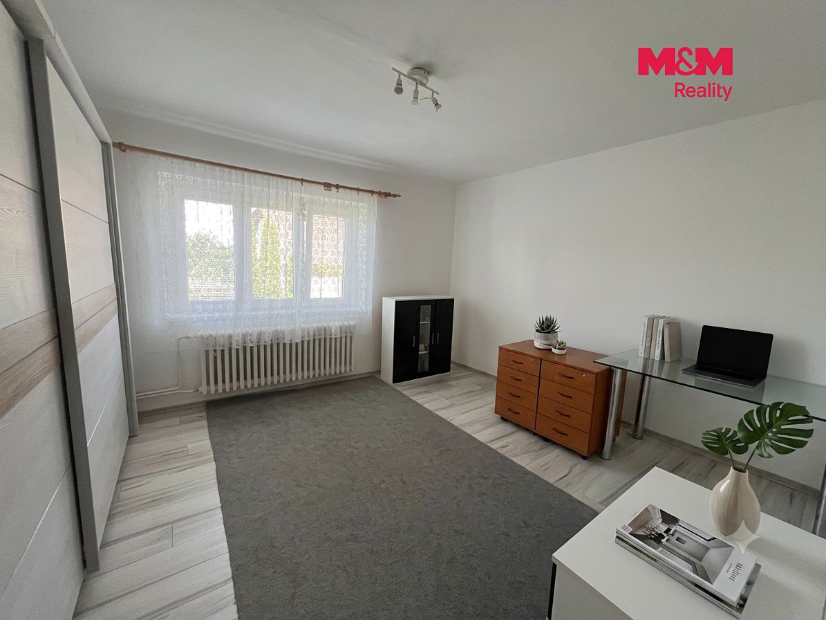 Pronájem bytu 2+1 72 m² – fotografie 3