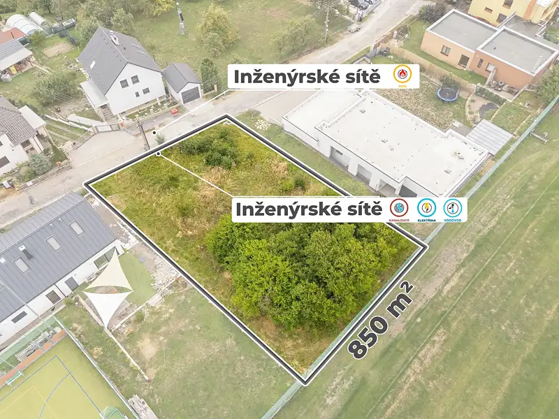 Prodej stavebního pozemku 850 m², Zlín – náhled fotky 2