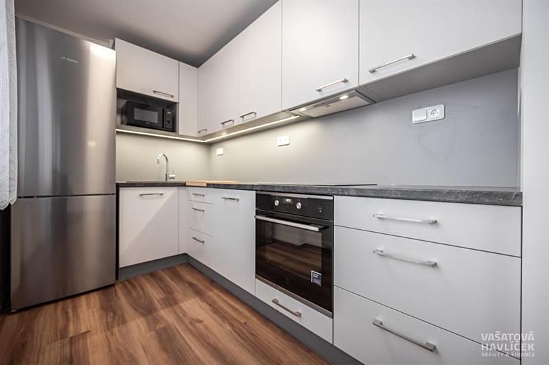 Pronájem bytu 3+kk 63 m²