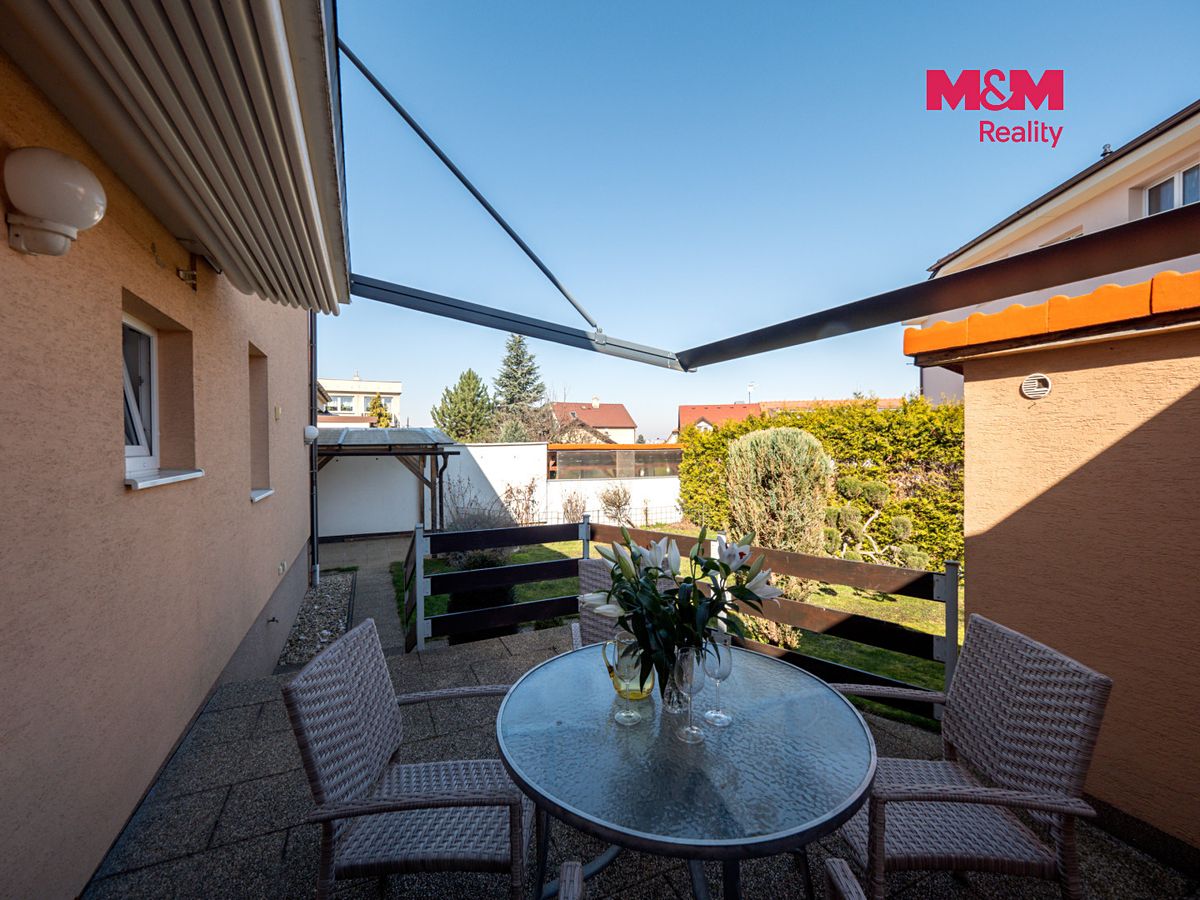 Pronájem rodinného domu 160 m², pozemek 330 m² – fotografie 4