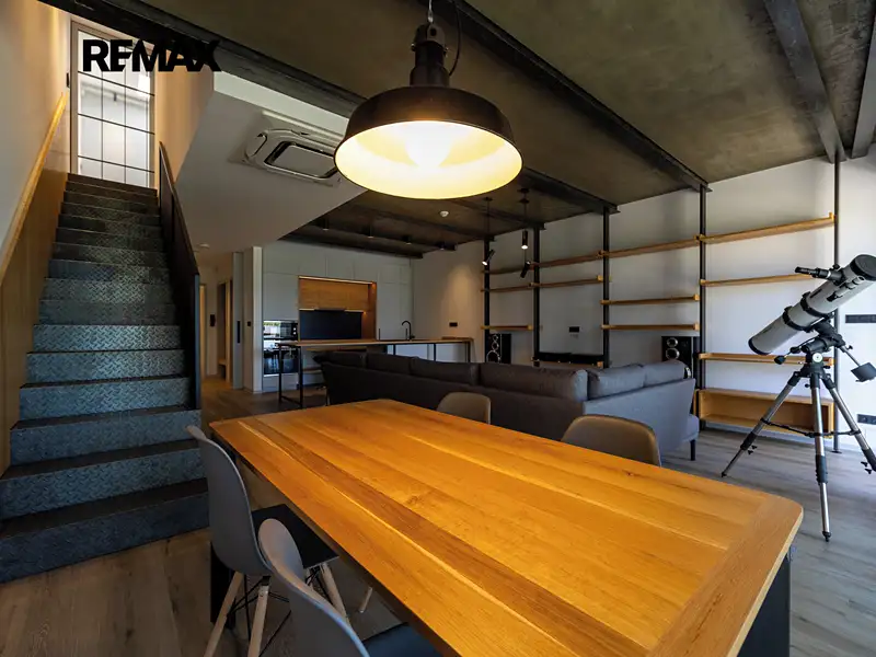 Prodej bytu 4+kk 115 m², Praha – náhled fotky 1