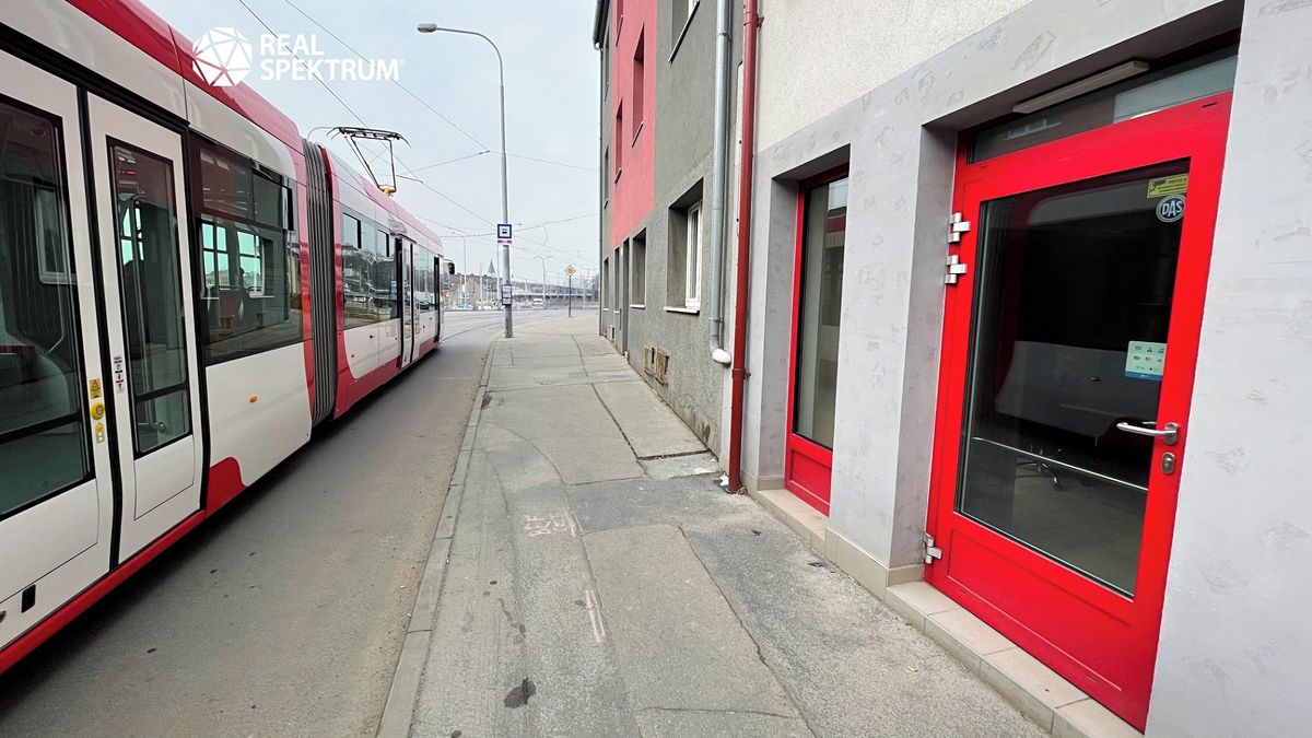 Pronájem kanceláře 24 m² – fotografie 4