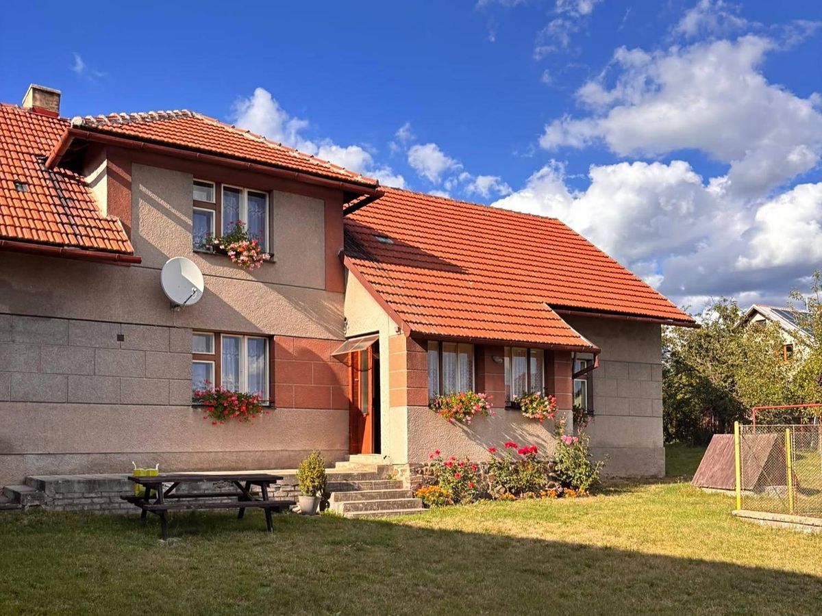 Prodej rodinného domu 168 m², pozemek 2312 m² – fotografie 2