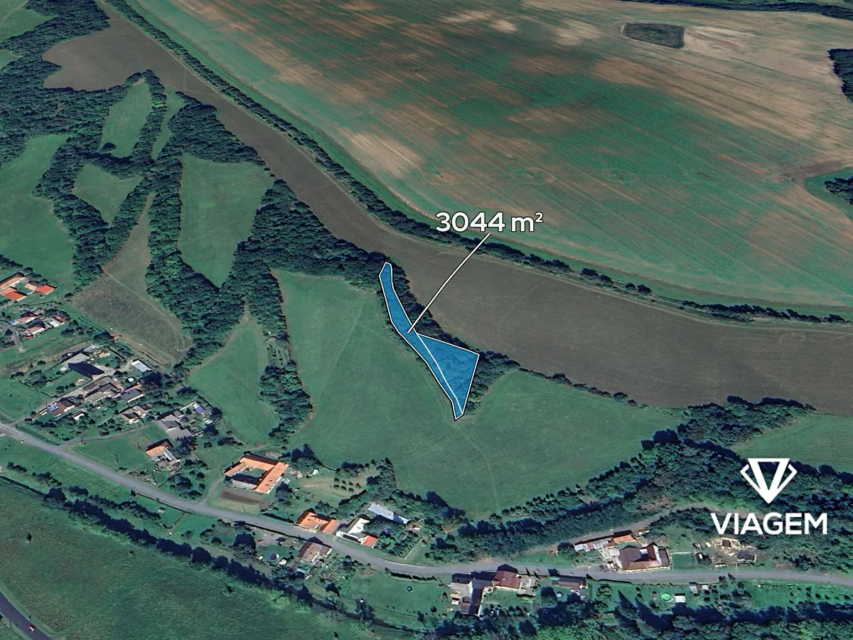 Prodej pole 3044 m²