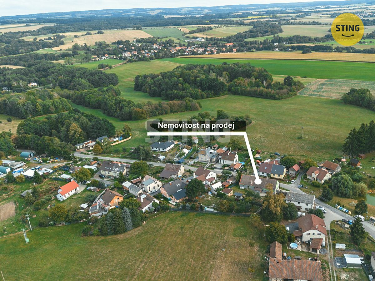 Prodej rodinného domu 220 m², pozemek 850 m² – fotografie 3