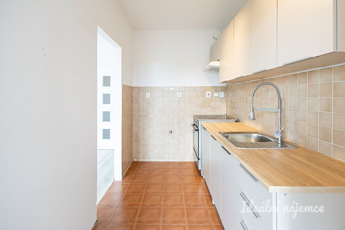 Pronájem bytu 3+kk 72 m² – fotografie 3