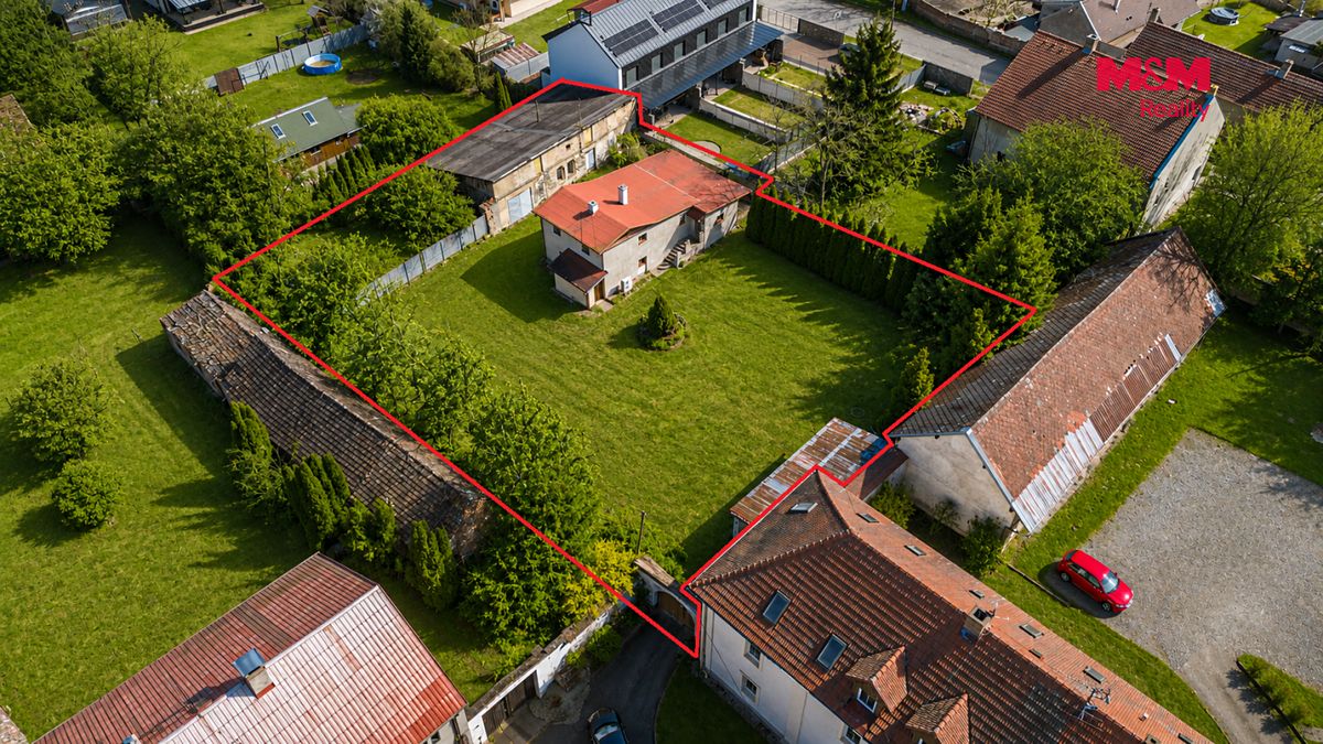 Prodej rodinného domu 170 m², pozemek 1774 m² – fotografie 2