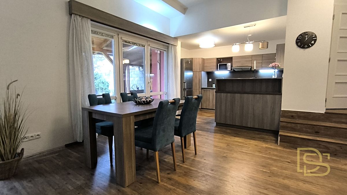 Pronájem bytu 3+kk 97 m² – fotografie 3