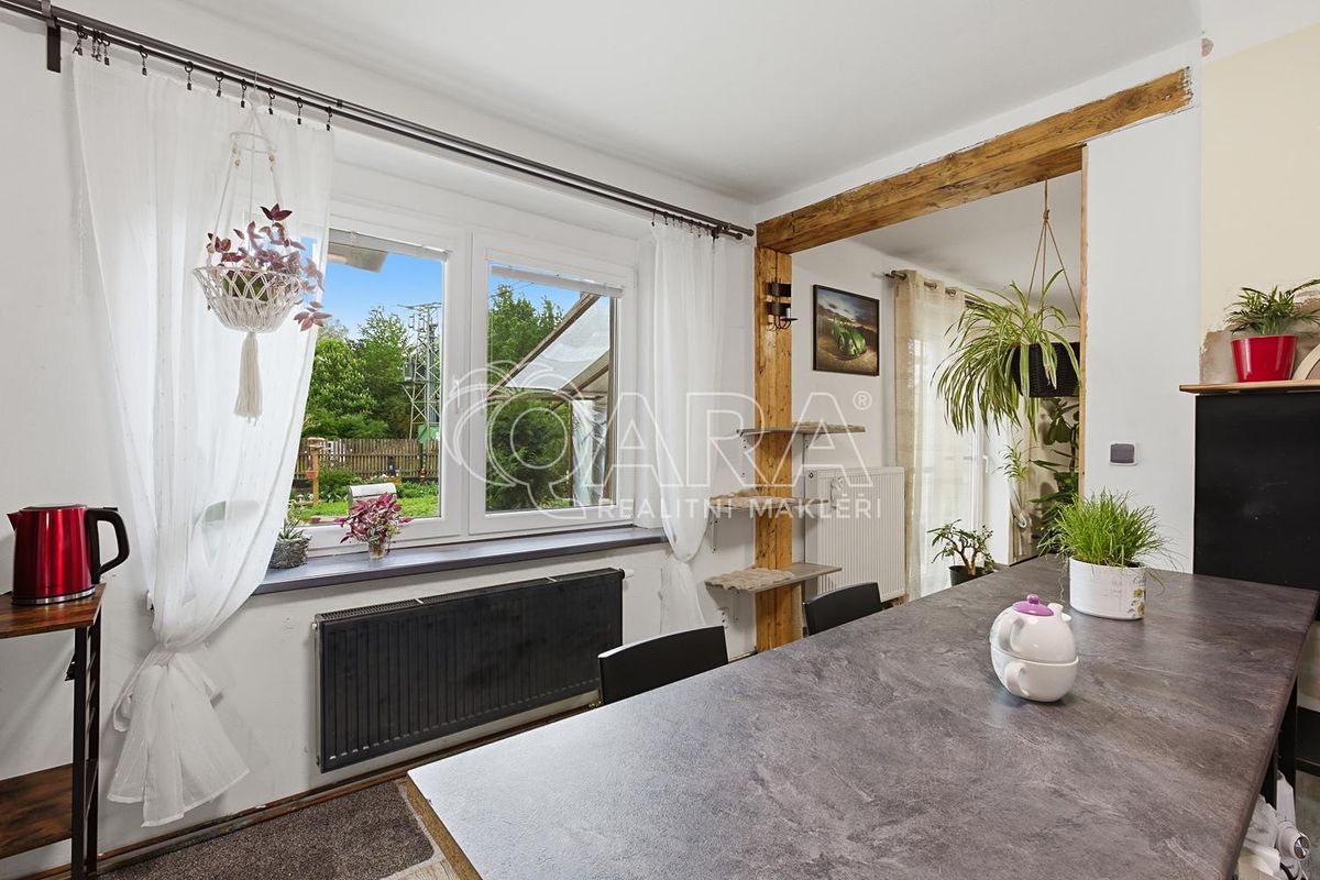 Prodej rodinného domu 117 m², pozemek 546 m² – fotografie 3
