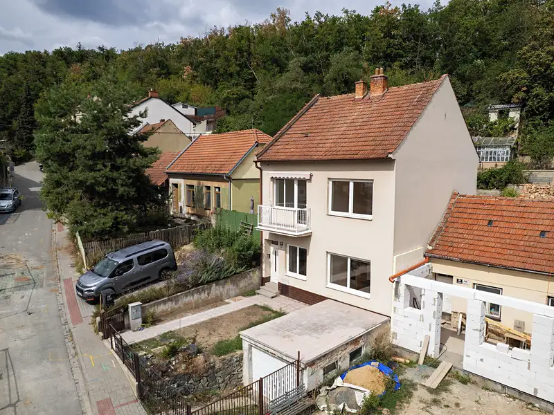 Prodej rodinného domu 150 m², pozemek 296 m², Brno – náhled fotky 2