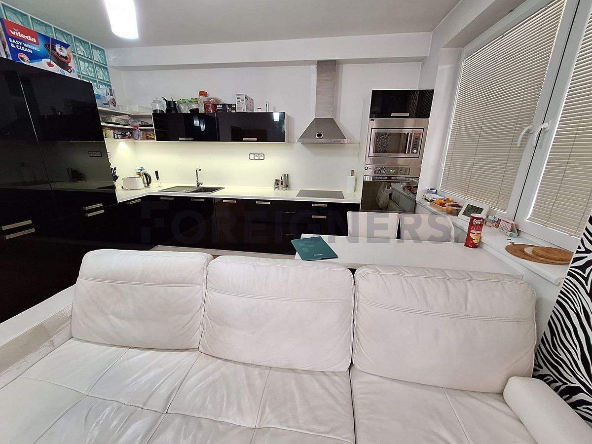 Pronájem bytu 2+kk 48 m² – fotografie 4