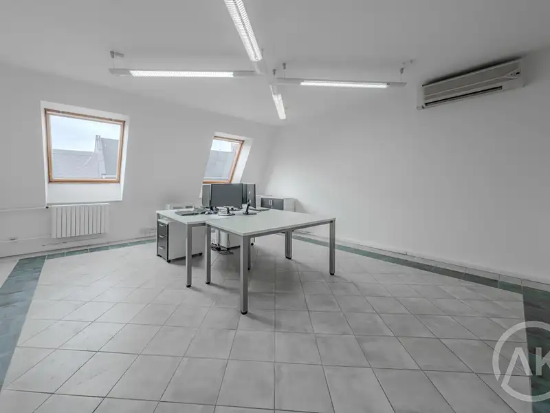 Pronájem kanceláře 29 m², Ostrava – náhled fotky 1