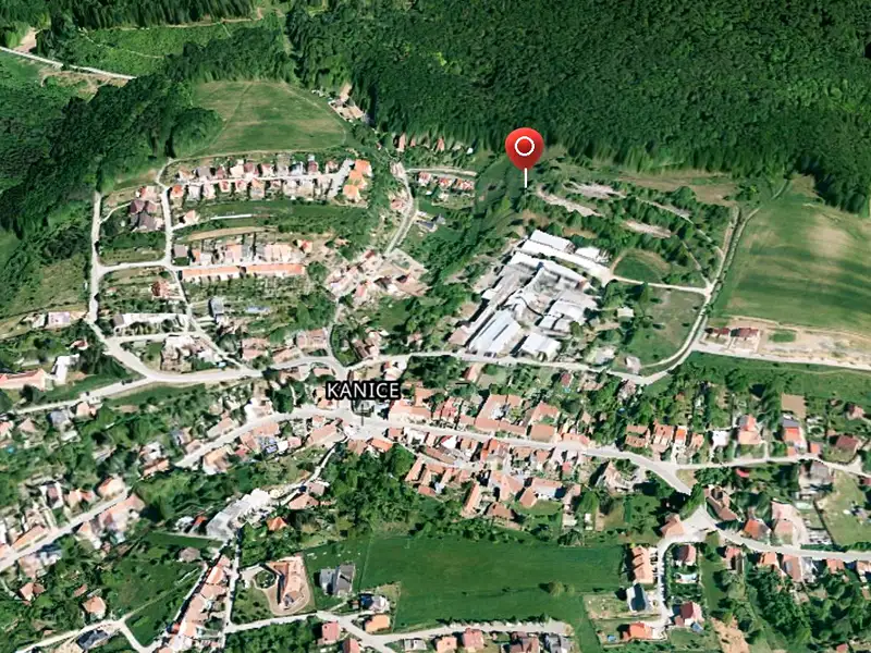 Prodej pozemku 8054 m², Kanice – náhled fotky 3
