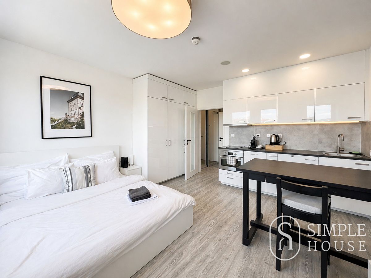 Pronájem bytu 1+kk 27 m² – fotografie 2