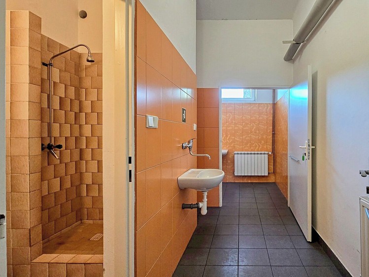 Pronájem komerčního prostoru, 280 m² (14 z 23)