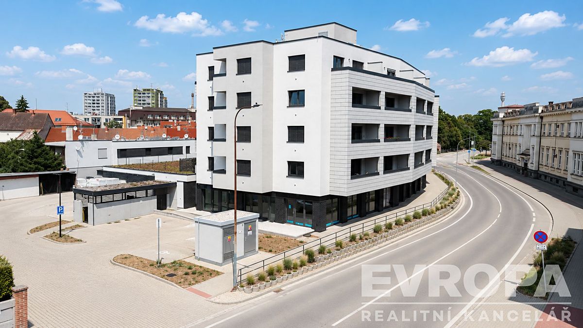 Pronájem bytu 2+kk 35 m²