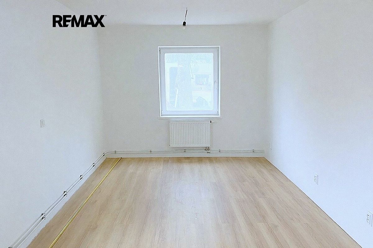 Prodej vícegeneračního domu 235 m², pozemek 380 m² – fotografie 5