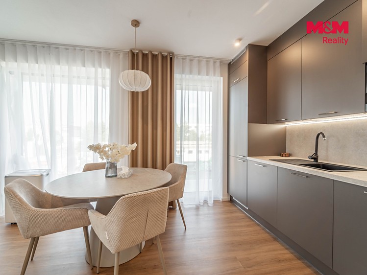 Wohnung 4+kk zum Kauf, 141 m² (4 von 30)