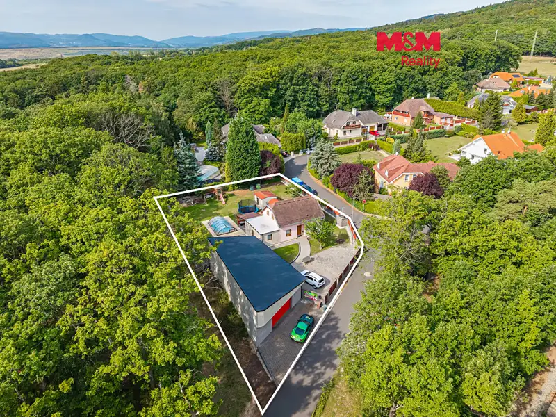 Prodej rodinného domu 140 m², pozemek 1320 m², Černovice – náhled fotky 1
