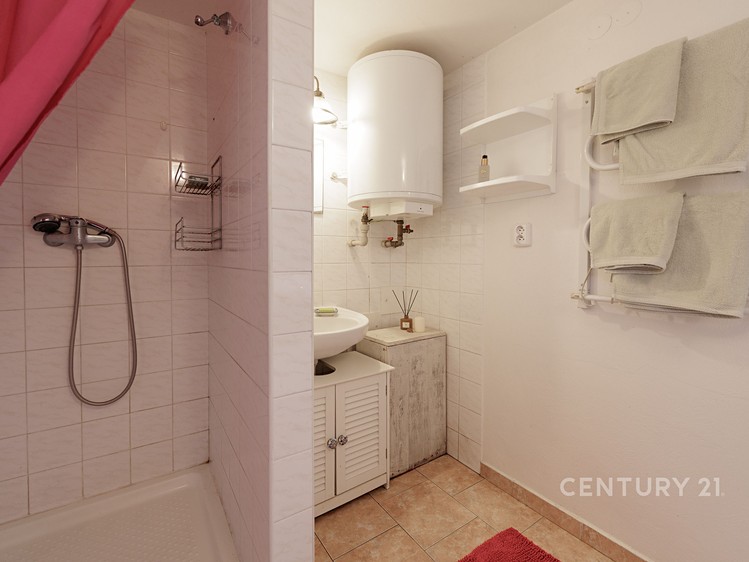 Prodej domu, 63 m² (12 z 30)