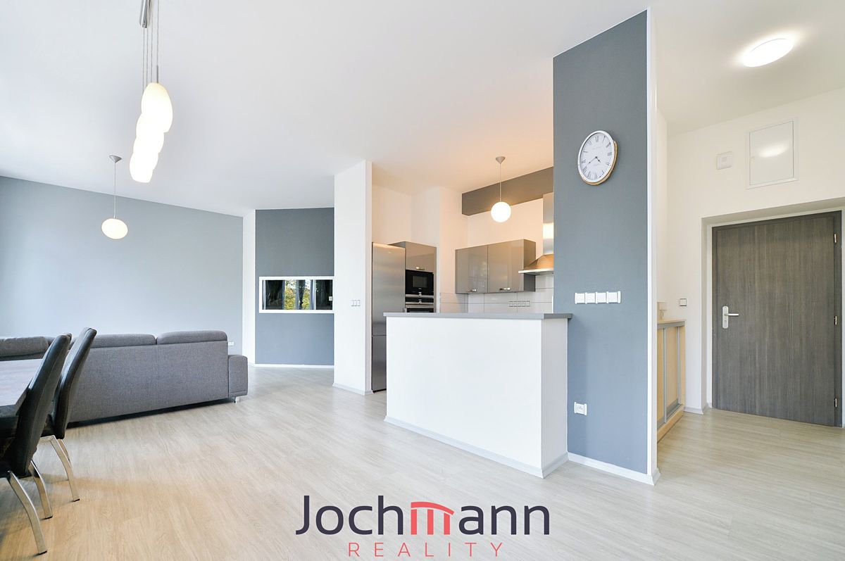 Pronájem bytu 3+kk 96 m²