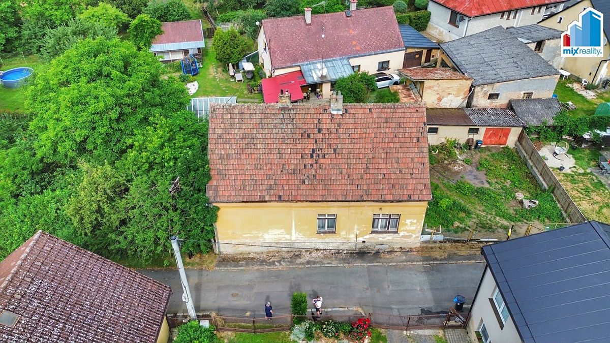 Prodej rodinného domu 210 m², pozemek 1306 m² – fotografie 4