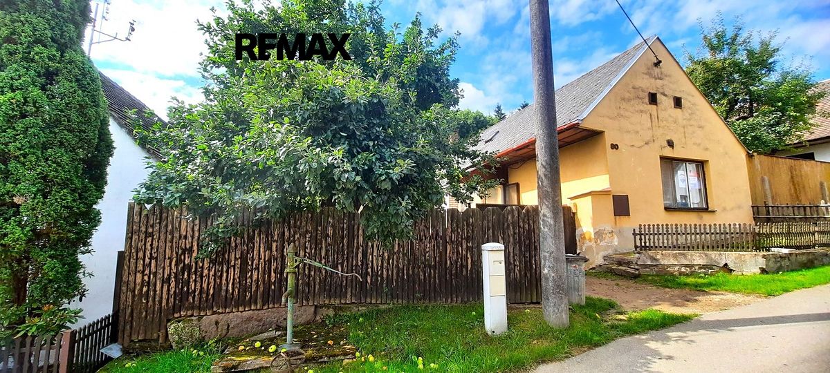 Prodej rodinného domu 157 m², pozemek 491 m² – fotografie 2