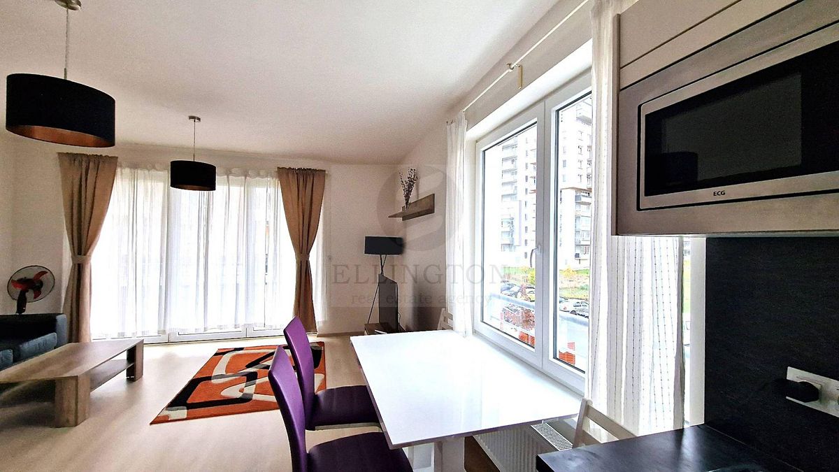 Pronájem bytu 2+kk 59 m² – fotografie 5