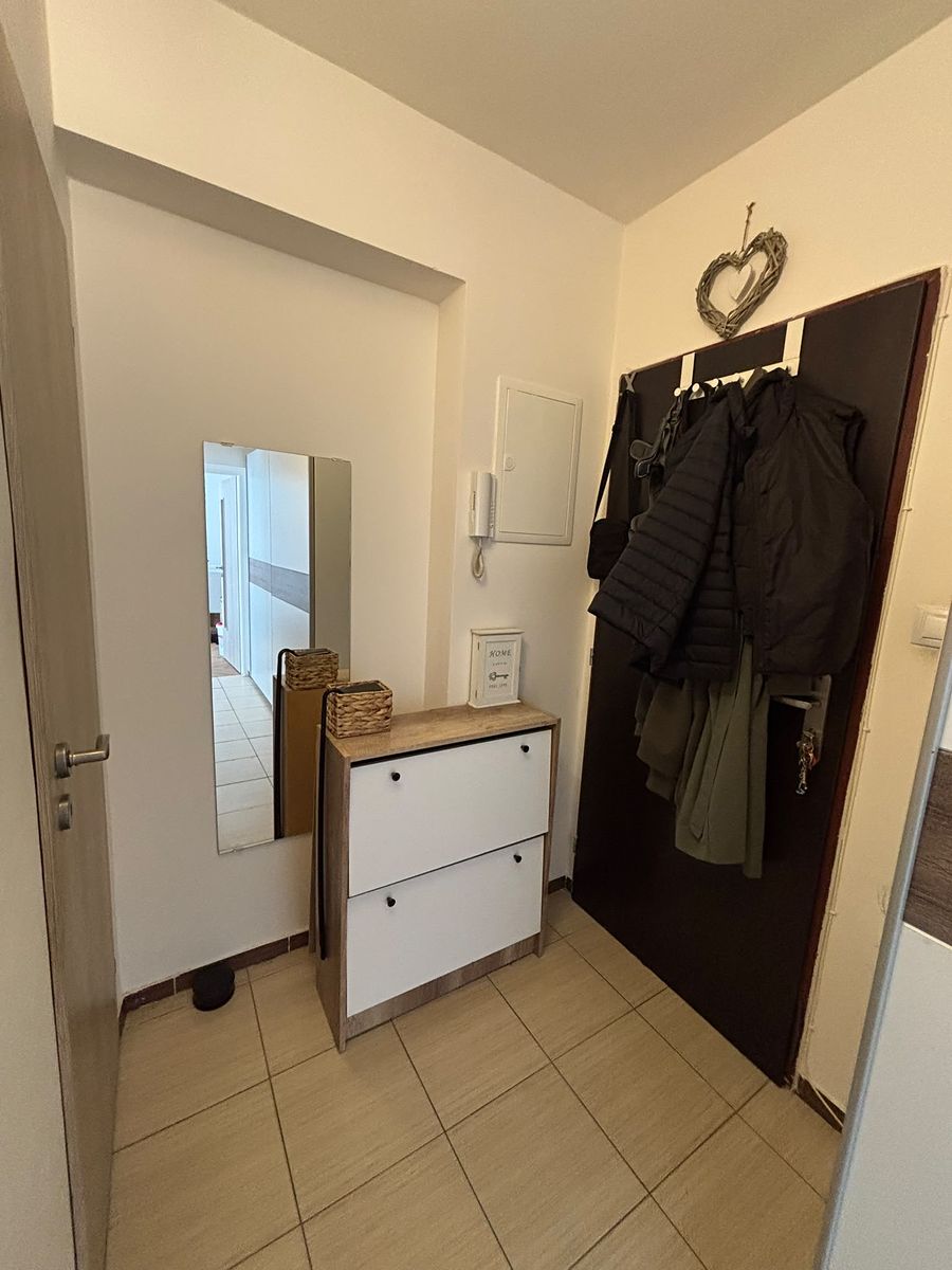 Pronájem bytu 2+1 60 m² – fotografie 3