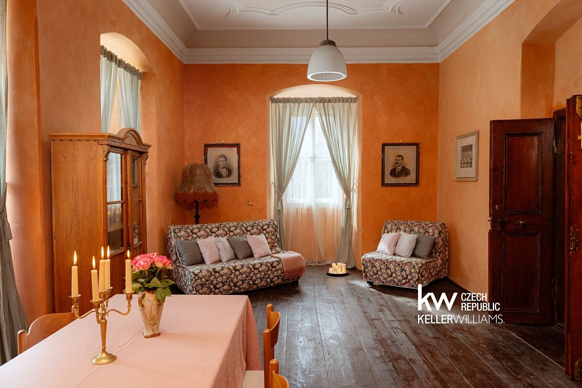 Prodej památky 593 m², pozemek 1896 m² – fotografie 2