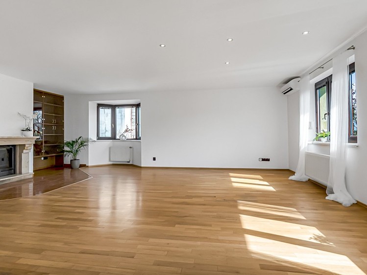 Haus zum Kauf, 286 m² (8 von 46)